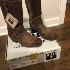 Frye women’s vintage Distressed Brown harness Leather Boots